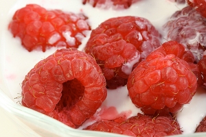 raspberries-and-cream-bp